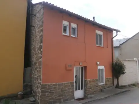 Casa en Plaza del Bierzo, 20